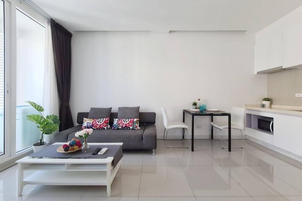 The Cloud Sky Rama9 : 1br Wifi Pool Rca Apartamento *